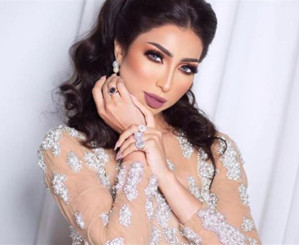 الأمن المغربي يعتقل الفنانة دنيا بطمة المحكوم عليها بالسجن