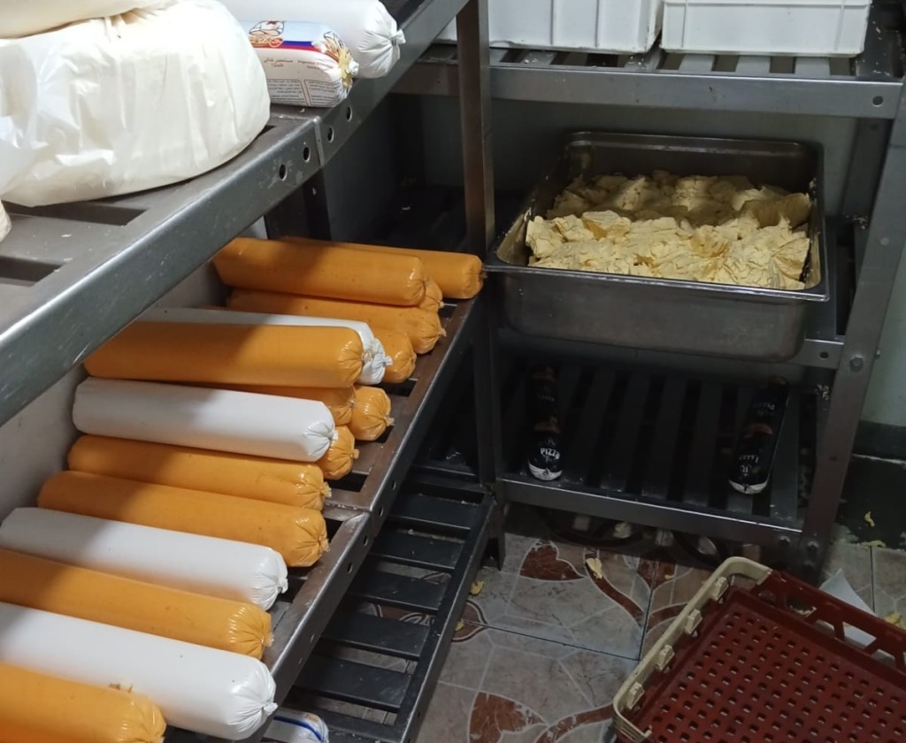 بوحجلة - القيروان : مداهمة مصنع عشوائي لصناعة مادة الجبن