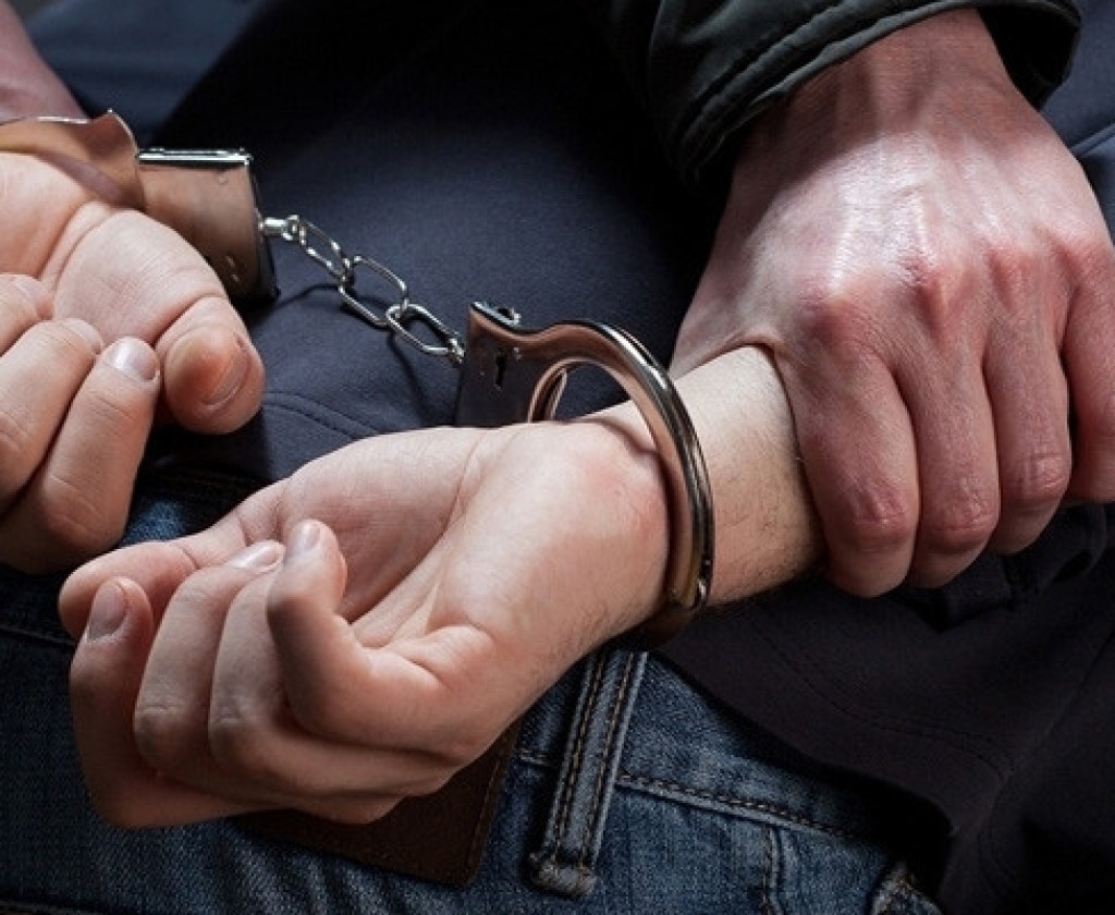 الحمامات الجنوبية: الاحتفاظ بـ 04 أشخاص من أجل سرقة محل تجاري ومحل مسكون باستعمال الخلع