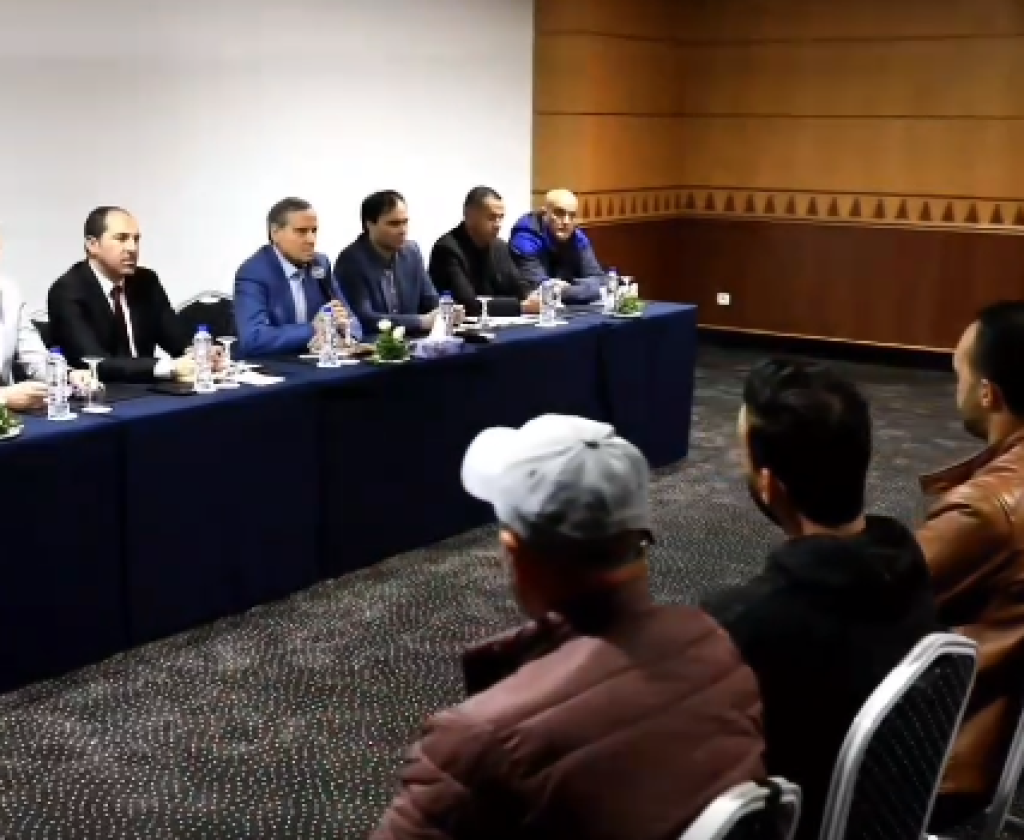 الجامعة التونسية لكرة القدم تعقد اجتماع مع حكام النخبة