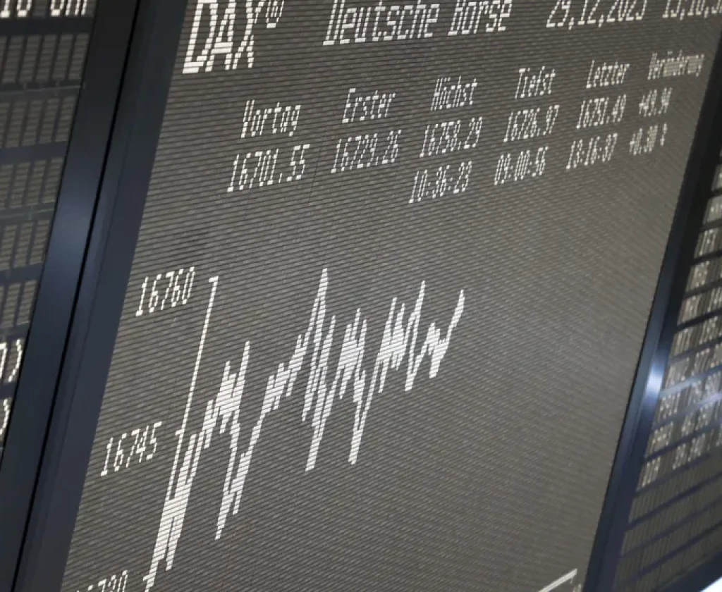 أسهم أوروبا تقفز مع استمرار التأثير الإيجابي لنتائج الأعمال