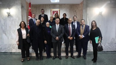 وزير الصحة يلتقي أعضاء المجلس الوطني الجديد لهيئة الصيادلة التونسيين