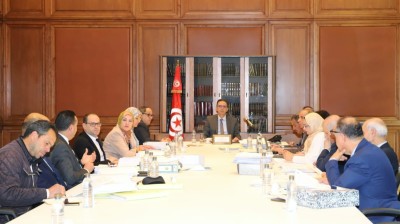 اللجنة الوطنية الاستشارية للعمليات العقارية توافق على التفويت في عقارات دولية و اقتناء عقارات لفائدة المصلحة العمومية