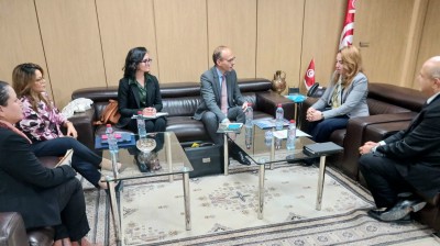 برامج التعاون للفترة القادمة محور لقاء وزيرة الإقتصاد والتخطيط مع مدير مكتب البنك الأوروبي للإستثمار فى تونس