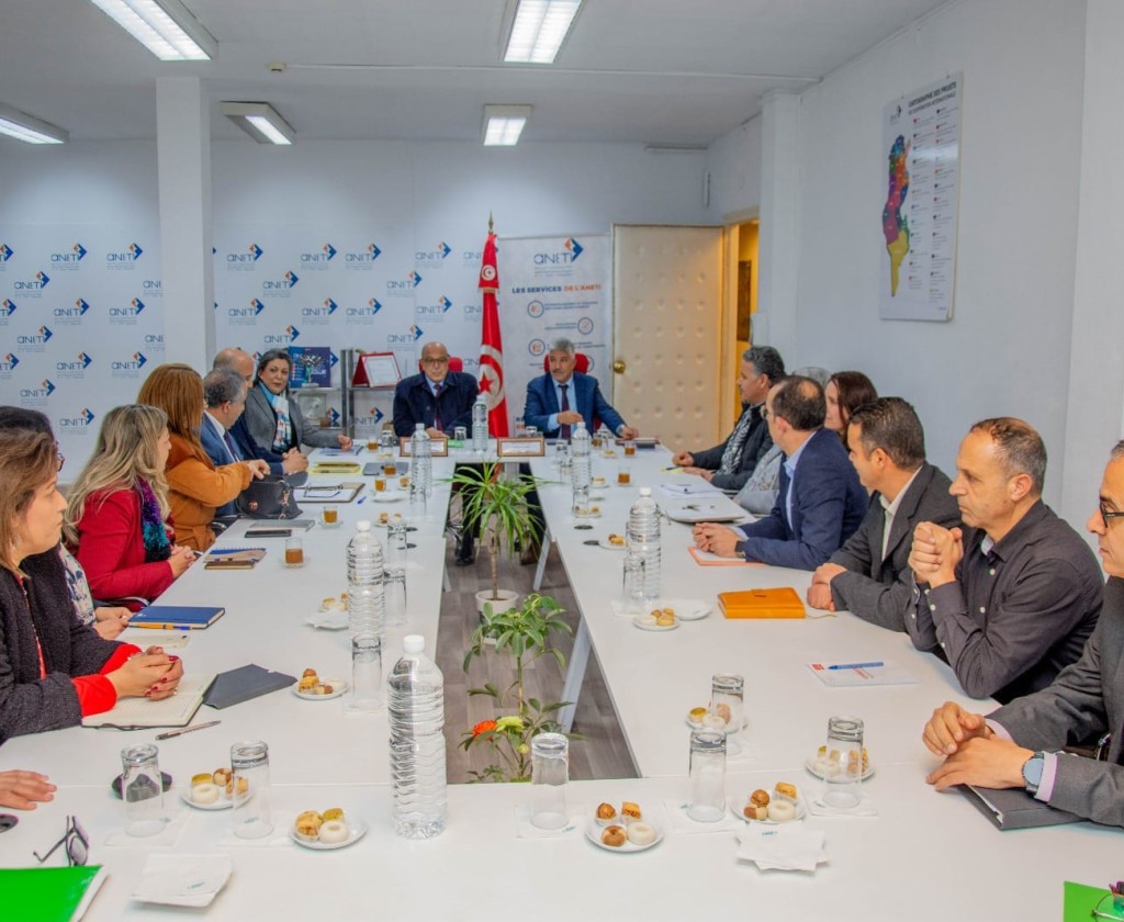 وزير التشغيل في زيارة عمل إلى الوكالة الوطنية للتشغيل والعمل المستقل