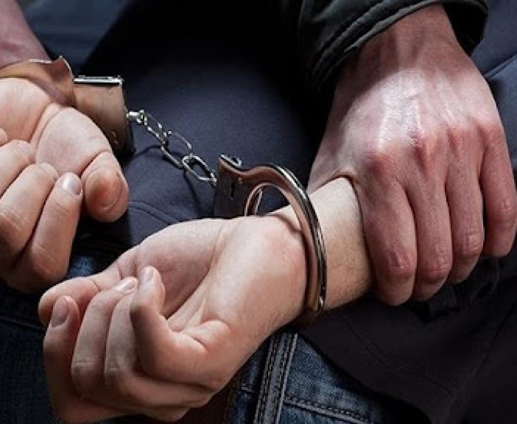 القبض على 9 أشخاص من أجل الإنتماء إلى تنظيم إرهابـ..ـي